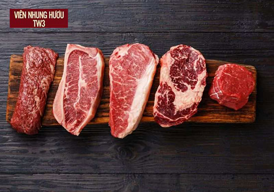 Thịt đỏ có hàm lượng chất đạm cao, đồng thời có chứa nhiều khoáng chất, trong đó có sắt