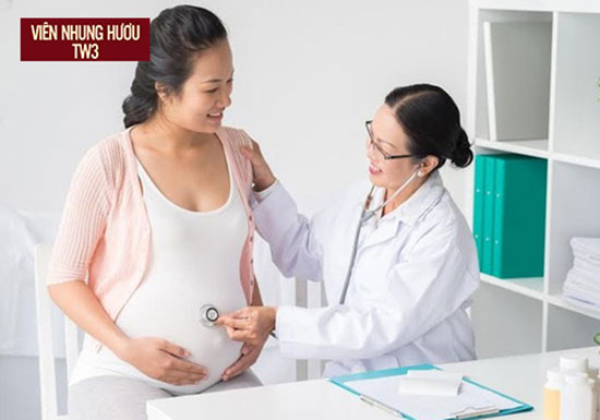 Thăm khám thường xuyên giúp mẹ bầu phát hiện sớm ngăn chặn các nguy cơ gây bệnh